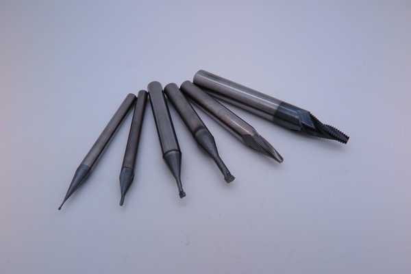 钨钢铣刀防止措施有哪些呢?